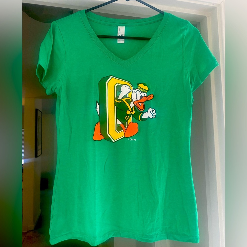 Oregon Ducks Women’s V-Neck T-Shirt Ft. Vintage Disney Duck Mascot Logo, Size S